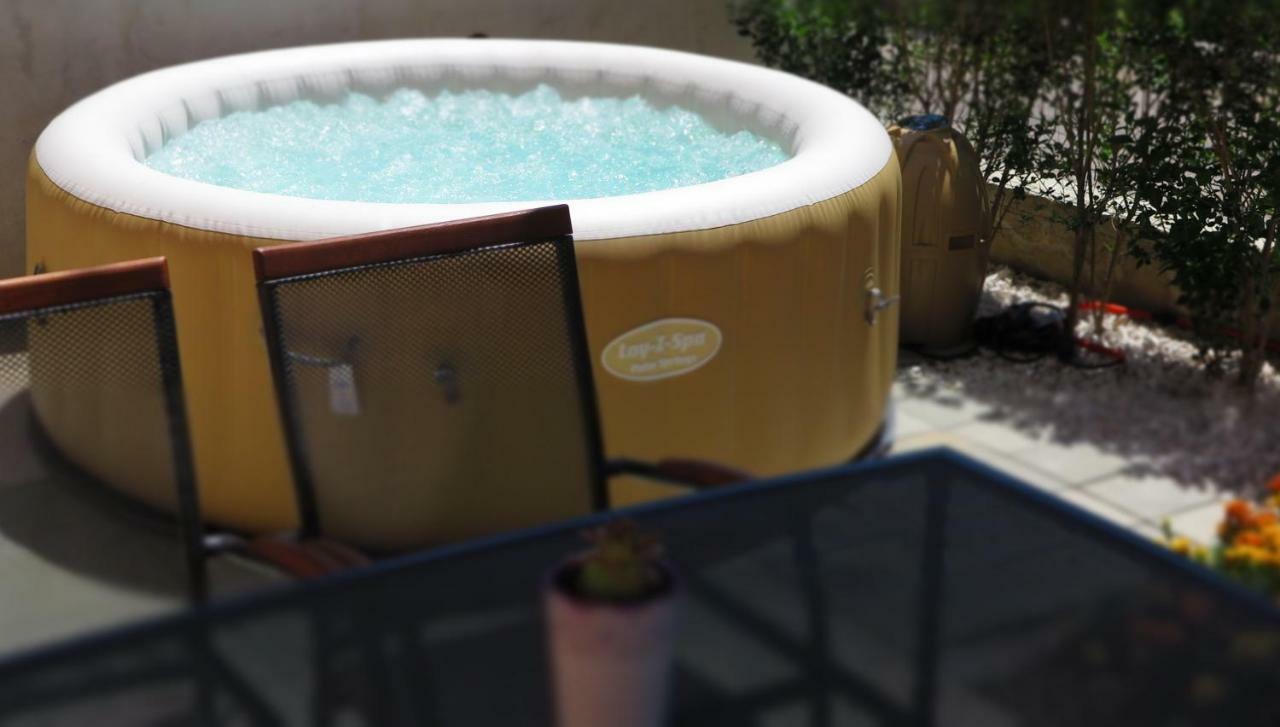 Apartment Gamma With Hydromassage Mini Pool Near Split Žrnovnica Eksteriør billede